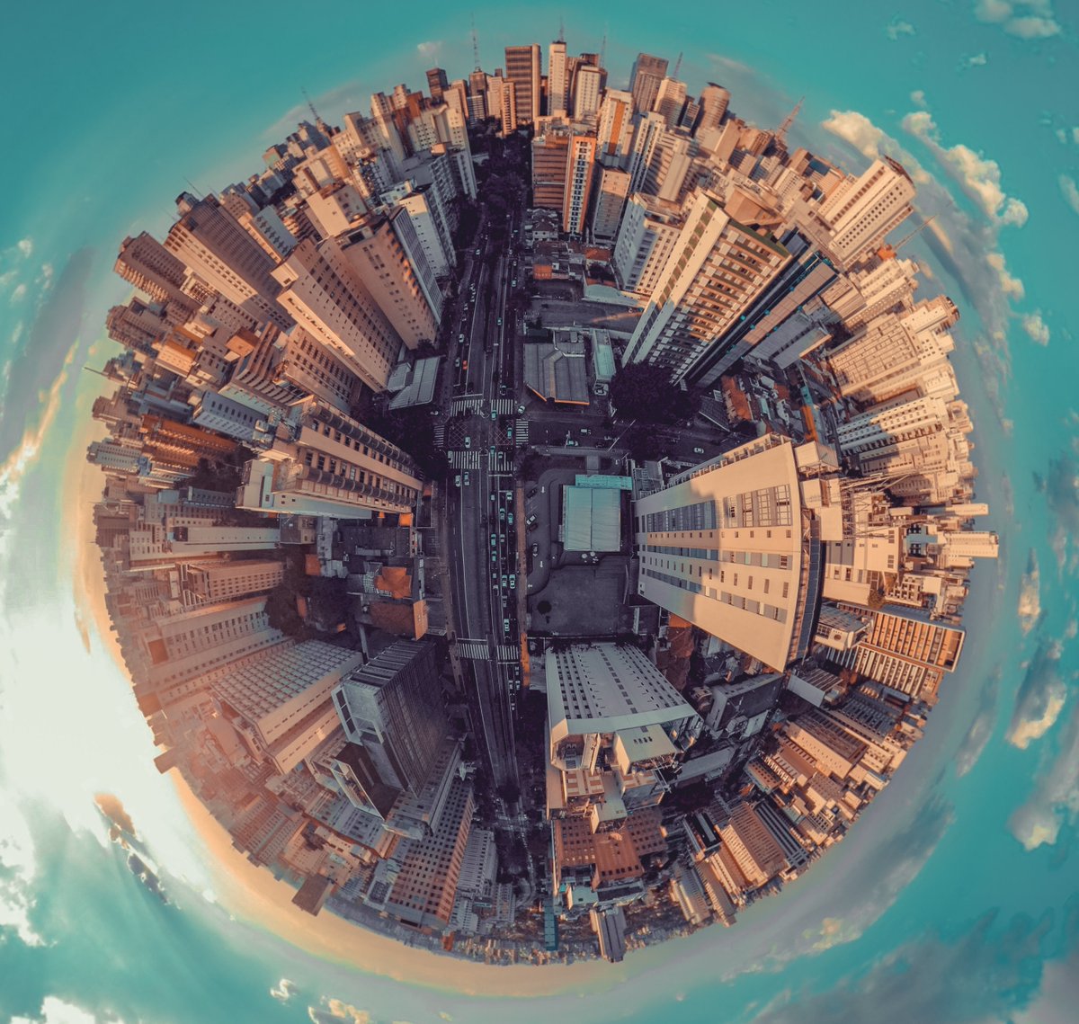 A glimmer of hope in the fight to slow #ClimateChange - in the midst of the #Covid19 pandemic? 🍃🌍

#GHGemissions #carbonfootprint #companyculture 

cityam.com/covid-19-and-c…
Photo by sergio souza on <a href="/unsplash/">Unsplash</a>