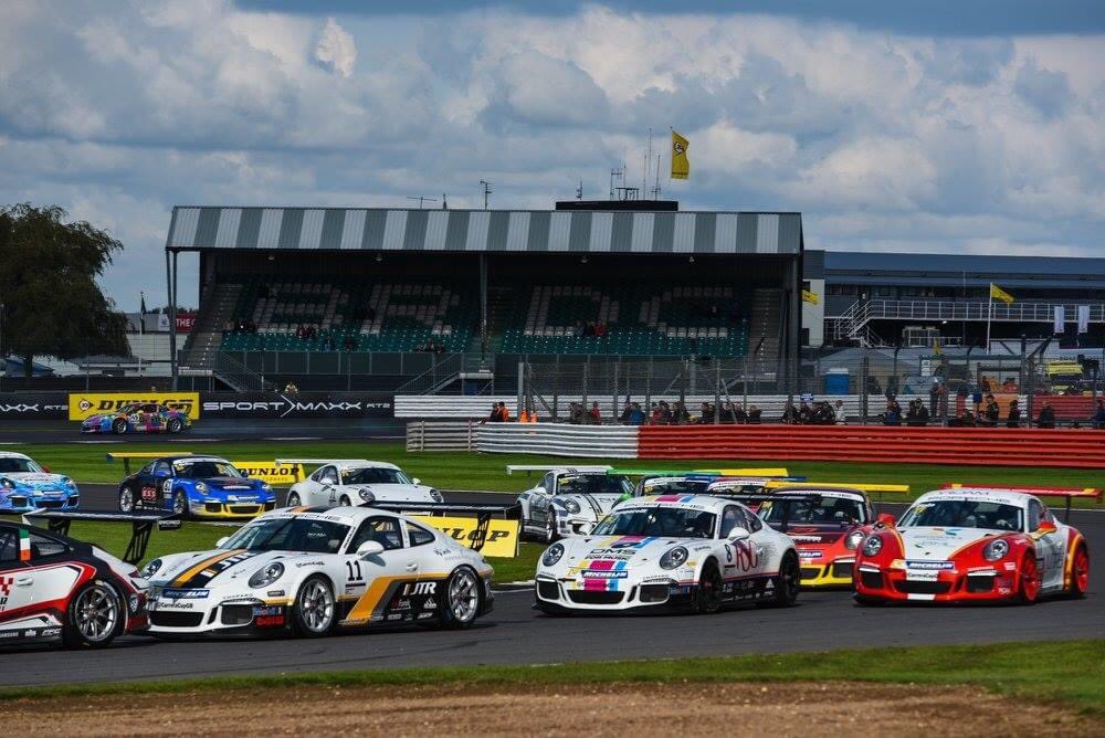 Team_JTR_'s tweet photo. #ThrowbackThursday It’s 2017 & @Team_JTR_ switches to #Porsche #CarreraCupGB🇬🇧 running a 3 car team with 👇🏻👇🏻👇🏻👇🏻👇🏻👇🏻👇🏻👇🏻
👉@DinoZamparelli #RunnerUp
👉@LewisPlato11 #FifthPosition
👉@TioEllinas #SixthPosition
🔶 #TeamJTR 🔶 #TeamTandy 🔶 #FollowTeamJTR 🔶 #TandyLand 🔶 https://t.co/vJ4DsEbTJD