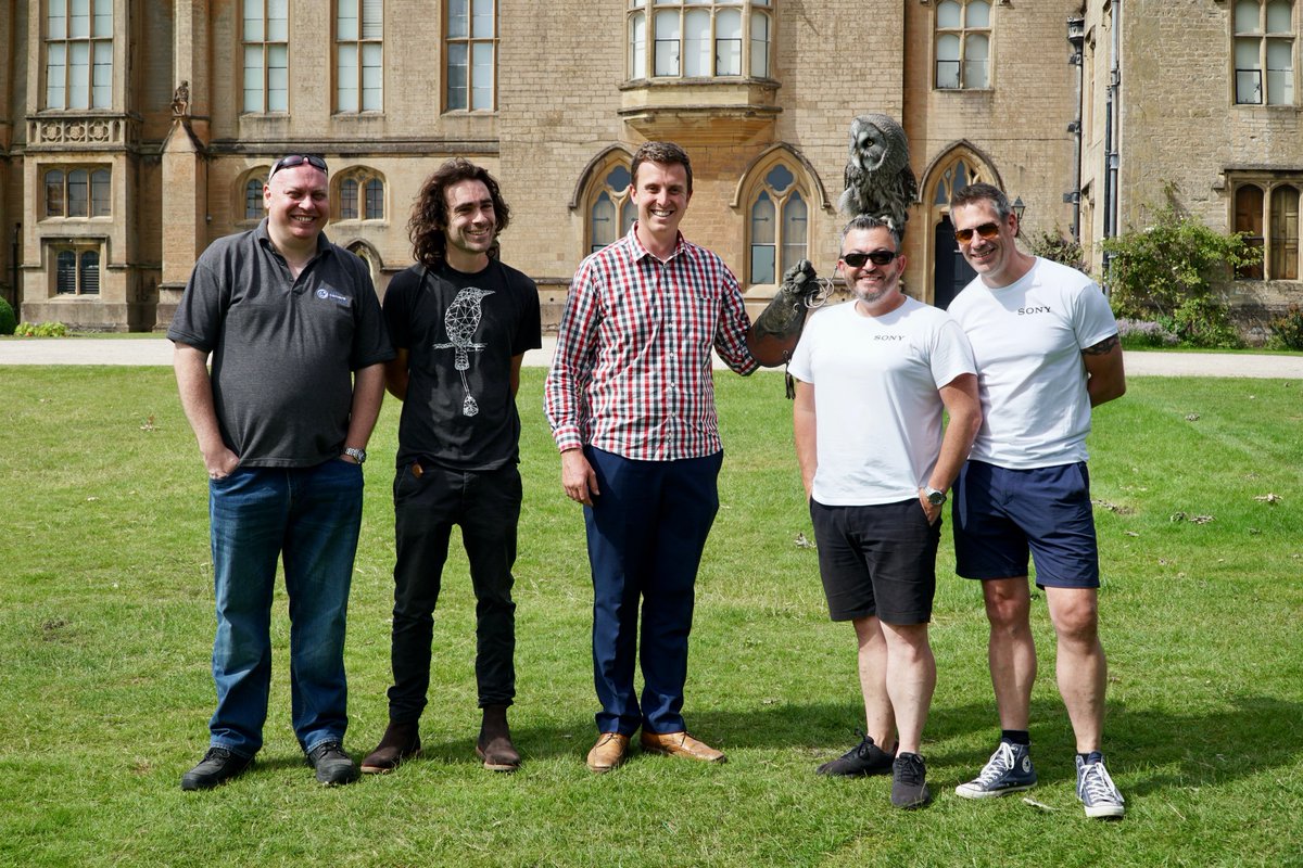 lce_nottingham's tweet photo. Flashback to last summer @Newstead_Abbey for our @SonyAlpha @HawkeyeFalconry @LMasseyImages @LCEOffers @markbaberphoto Birds of Prey event, what a great day... who else got sun burn? Any of our attendees fancy sharing some of their photos with us?
Photo credit: @_JezzaR_ https://t.co/PzQLPjP0RM