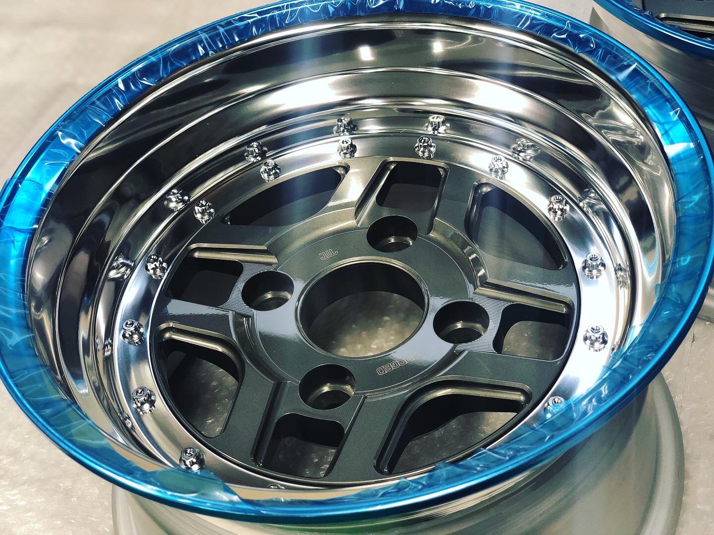 フロントラインめっちゃ深リム13j？ランクル80 フロントラインめっちゃ深リム13j？ランクル80