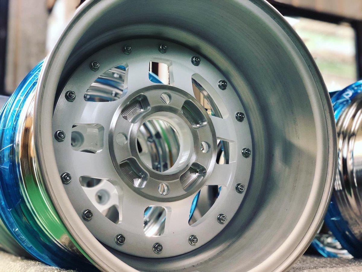 frontline_emc's tweet photo. Frontline
FLS04-13inch
RaceEdition

B310 &amp; B110
13inch 8.0J &amp; 9.0J
etc...

#frontlinewheels 
#frontline 
#fls04 
#jcca
#tscup 
#forgedwheel 
#フロントライン 
#鍛造ホイール 
#旧車 
#軽量ホイール 
#b310 
#b110 https://t.co/zWPib4Uv6H