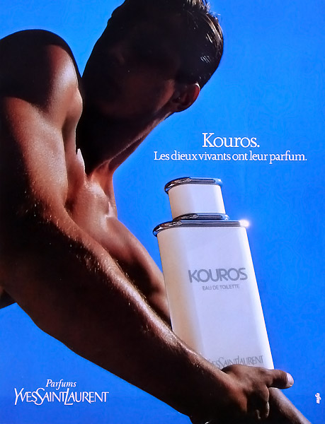 En 1981, Yves Saint Laurent lance son parfum  #Kouros, inspiré de ses voyages en Grèce et des statues archaïques qu'il y a contemplées. Devenue un classique, sa fragrance a en partie bouleversé le monde de la parfumerie et de ses représentations  https://antiquipop.hypotheses.org/2111 