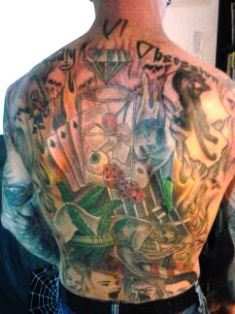 marktnaz's tweet photo. Finishing up my shirt tattoo, Hollis Cantrell redid my arms and back piece #tattoos4life #holliscantrell https://t.co/wCWiLyaVRb