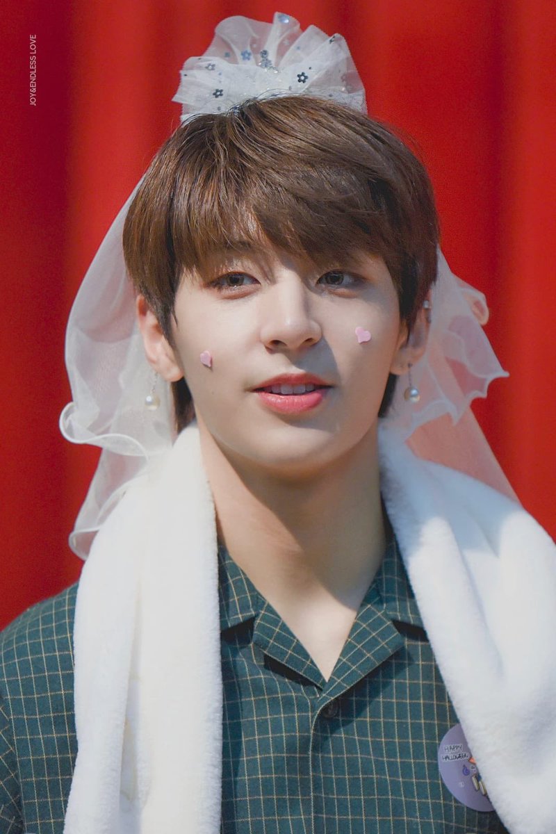 day 92, april 1stchoi sungyoon➪ golden child - main vocalist➪ non-biasur so pretty omg ily