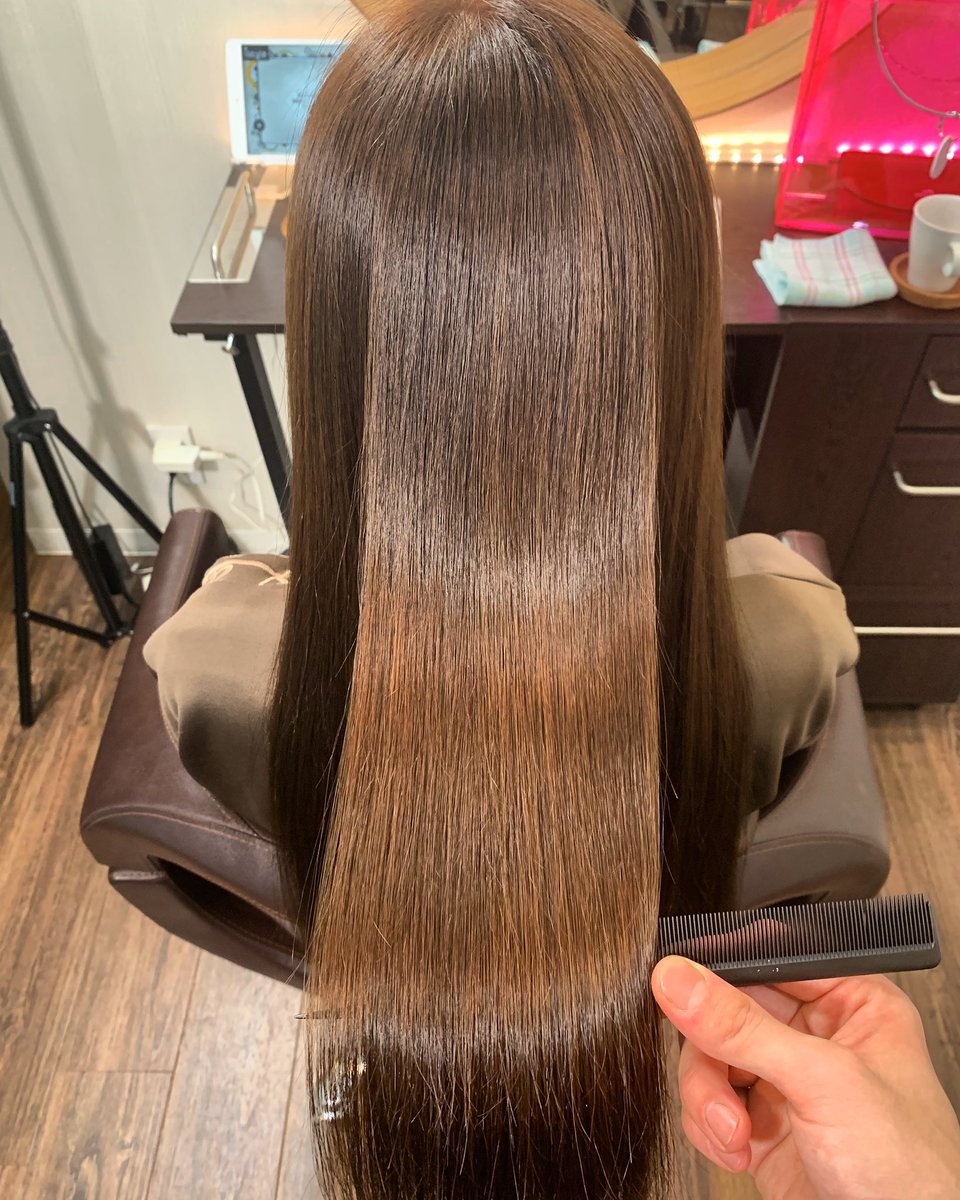 O Xrhsths 松田 力丸 Sto Twitter 縮毛矯正をかけるの勇気いりますよね 真っ直ぐなりすぎたらどうしよう ぺったんこだろうなどうせ など 縮毛矯正の概念が180度変わる縮毛矯正 体感してみませんか 縮毛矯正 ブリーチ 銀座 Calon ナチュラル