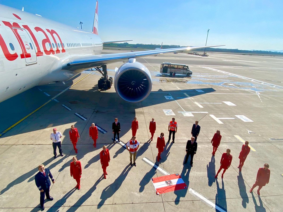 _austrian's tweet photo. Yesterday another exceptional repatriation charter landed in Vienna: a triangular flight to Santiago (sunny), Buenos Aires (cloudy) and back to Vienna (sunny again). The last leg from EZE to VIE alone took 13 hours. Watch the playback here: https://t.co/gOxokiyRfX @flightradar24 https://t.co/YO4kMeNQNp