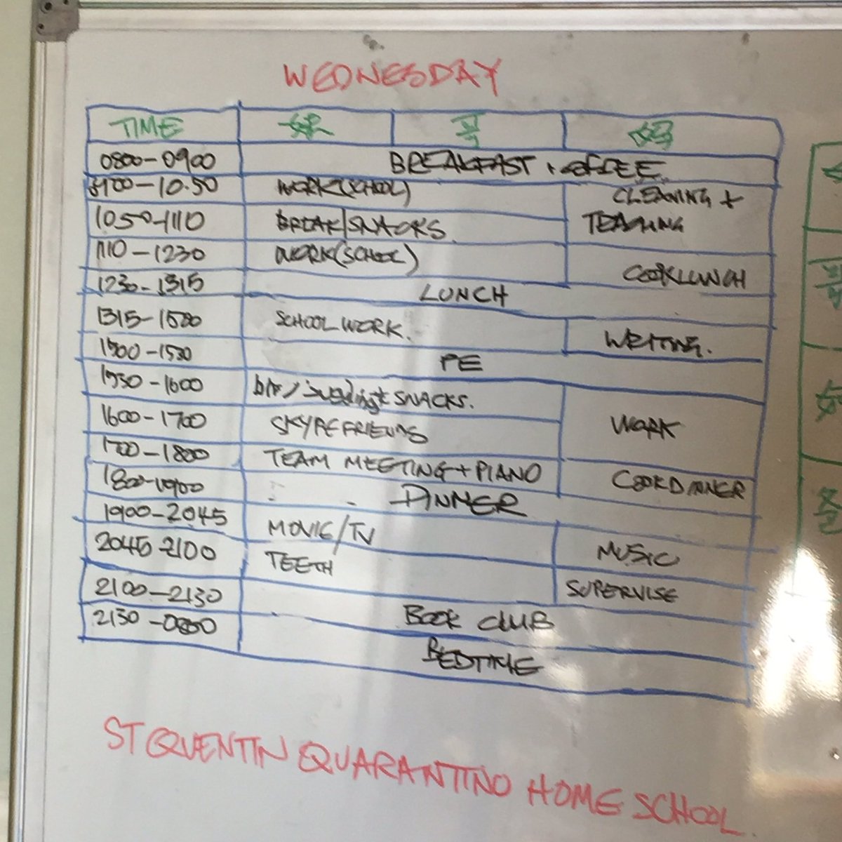 ivyngeow's tweet image. Anybody doing routine? We just rewrite the day only. It’s the same everyday. If we achieve 50% I’m over the moon. My 9pm family book club is v popular. We read for 20 min and talk about what we’re reading. 
#slavemom
#WhatIAmLearningInQuarantine #Homeschooling #author @Ishamcook