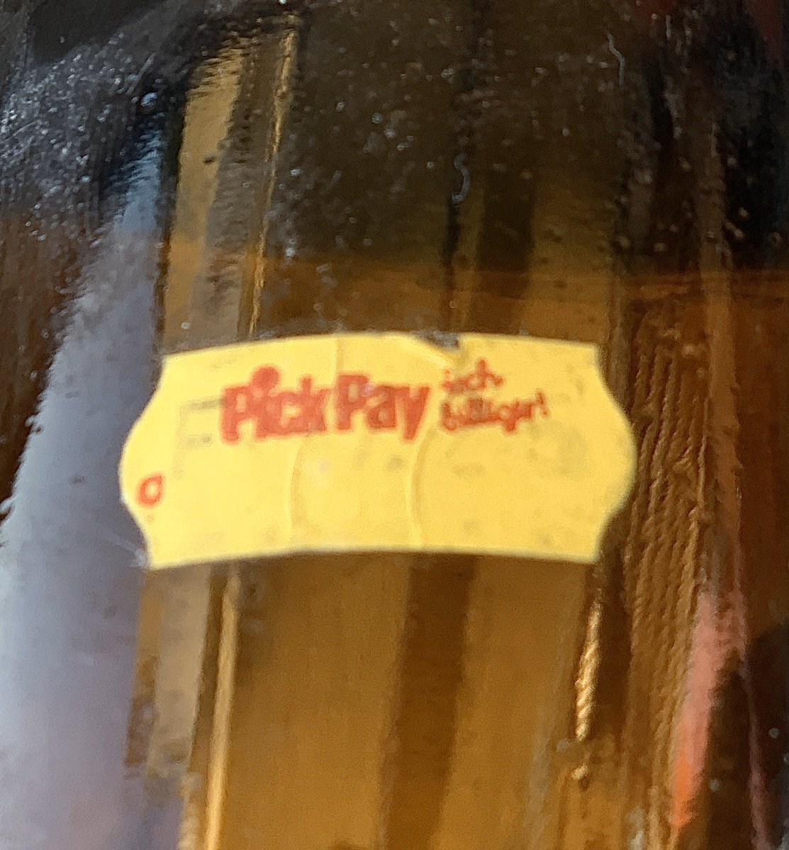LernChance's tweet photo. Fundstück aus dem Keller. #wein #pickpay #fandant #vintage https://t.co/3U8pDpaHi3