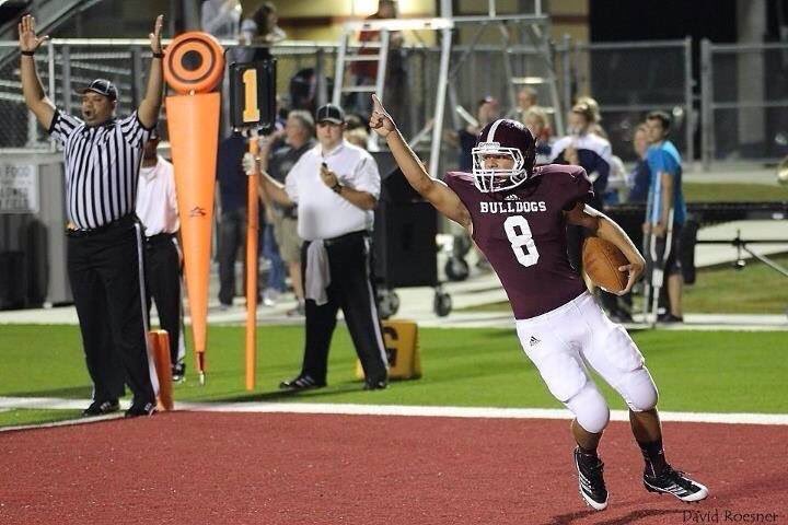 Crawdawg91's tweet photo. I accept @_coachcrawford challenge! Once you are nominated you have 24 hours to respond or you donate $20 to local charity. You then nominate 4 coaches. You have to post a picture of you coaching. I challenge @Jmorley36 https://t.co/LzBNYuR3FZ