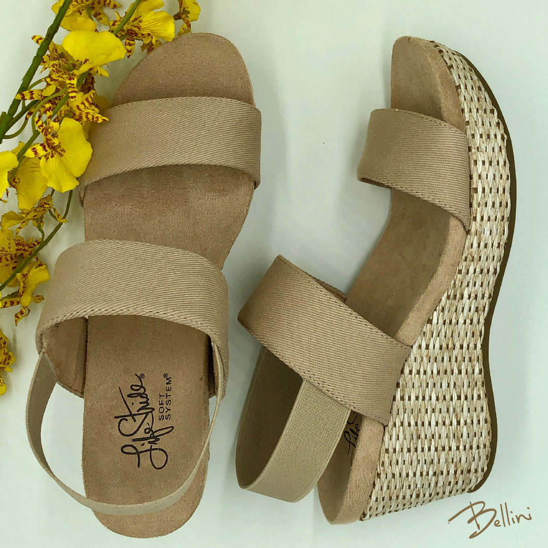 BelliniPanama's tweet photo. Definitivamente sandalias Life Stride  que combinan con todo. A solo $59.95 #bellinipanama #lifestride #modas #Calzados #accesorios #sandalias #fashion #zapatos #estilo #panama #derumbaenpanama #507 #pty #confort #ofertazopanama #modaenpanama https://t.co/jH3bczJMt7