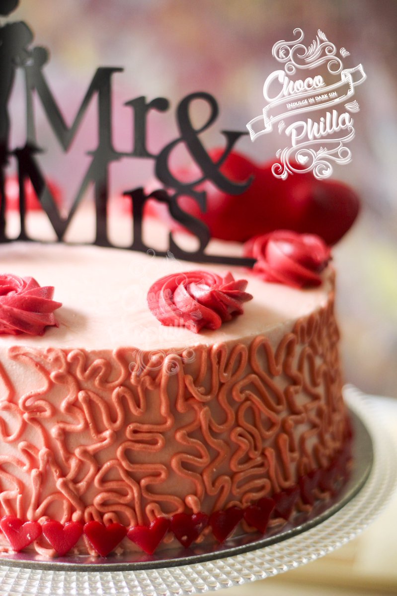 RjKeerthi's tweet photo. #SimpleWeddingCake 

For queries/orders : DM Us

Choco Philla

Or write to us : queries.chocophilla@gmail.com

#ChocoPhilla #baking  #loveforbaking #ordernow #order #chennai #CakeLove #LoveForCakes #cakesofinstagram #cakestagram #cakedesigner https://t.co/8Pv4kWgniD