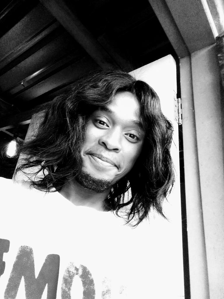lavishcki's tweet photo. #MenWithWeaves Abashwe!!!💪🏿 https://t.co/dbYI7uJO0P