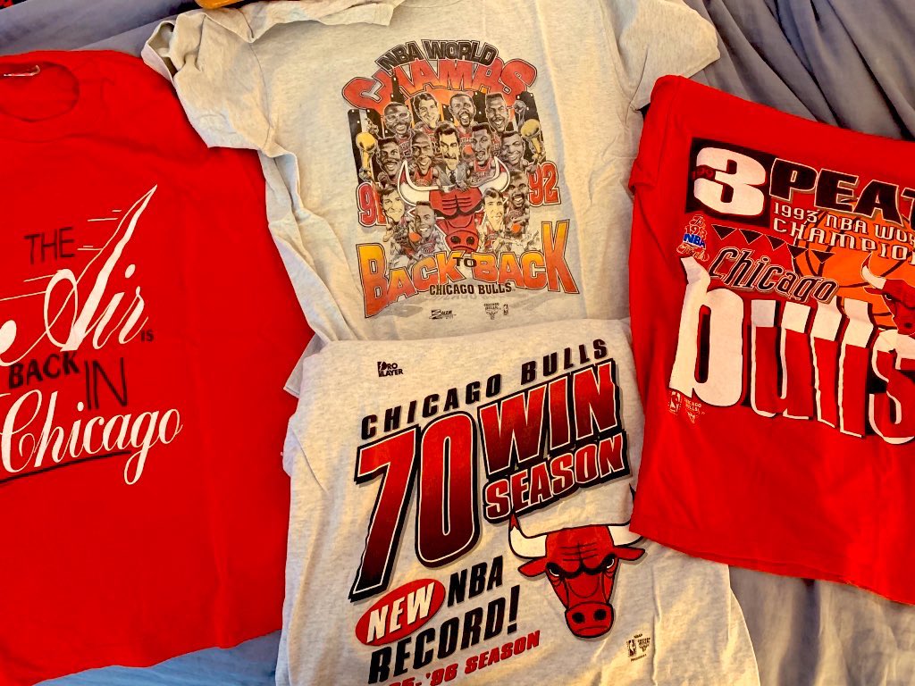 MrsONeil_MCHS's tweet photo. In anticipation of โMJ 30/30โ and โThe Last Danceโ Iโm reppin the Chi City Bulls!!! #repeatthethreepeat #warriorspirit156 #theairisbackbaby https://t.co/e5K8IHMzHt