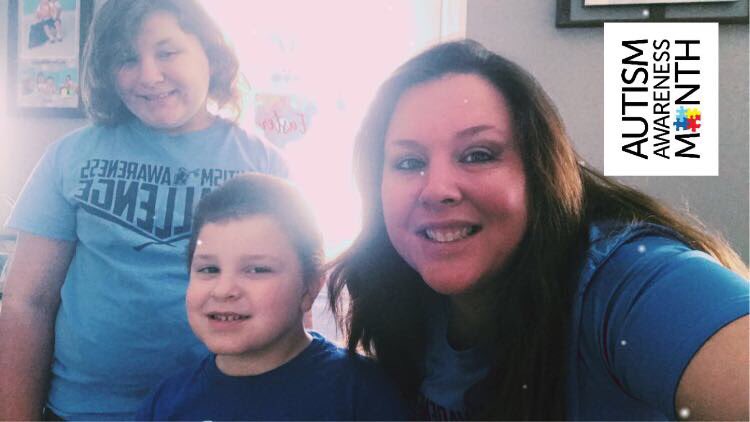 chscoachblash's tweet photo. We light it up Blue for our Zacky Poo! #WorldAutismAwarenessDay #earlyinterventionmakesadifference #diagnosedat18months #somuchprogress #histherapistsarehisangelsonearth @LynnCrestTigers @LynnCrest3 @ColoniaHigh https://t.co/mdZh4D61gH