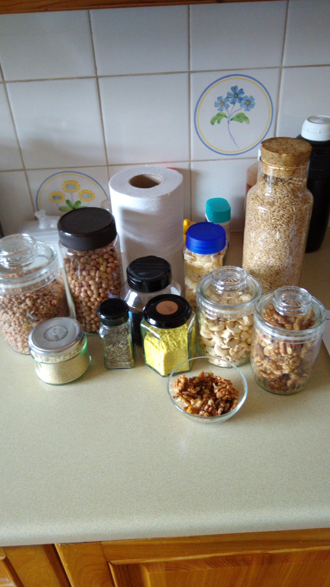 BrakesVideos's tweet photo. Thanks to Core Leamington we have stocked up on essentials with organic rice, nuts, pulses, herbs (and some rolls of paper!) - all with zero packaging too!
https://t.co/1DY7PSPinL https://t.co/kX77pXN4Op