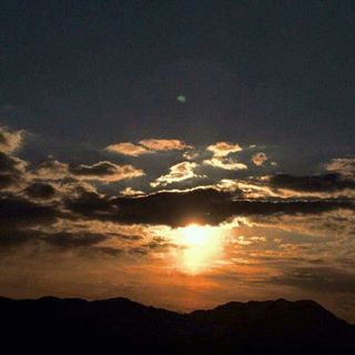 ZhyanMuhamad's tweet photo. زۆر ناخــۆشە..؛ 
دلـت ئـارەزووی ڕۆژ��نـێک بکـات
کە ئـیـتر دووبـارە نابیـتەوە..🕊️ https://t.co/9vtV1OhsdU
