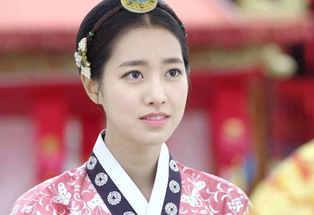 나미 個人的にチマチョゴリが似合うと 思う女優さん 韓国ドラマ チンセヨン ハンジミン パクミニョン ハンヒョジュ T Co 9g31petfkp Twitter