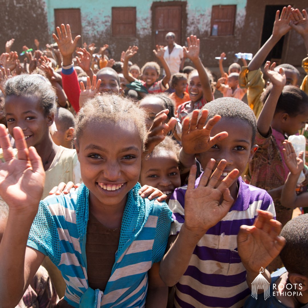 rootsethiopia's tweet photo. As we face #COVID19, our vision of #CaringInCommon is our focus. We are committed to supporting communities in our beloved corner of the world.
Let's keep the work going. We invite you to give what you can. $10 a month has a lasting effect. https://t.co/dCxSISpPvh https://t.co/oqT3LHmIuW