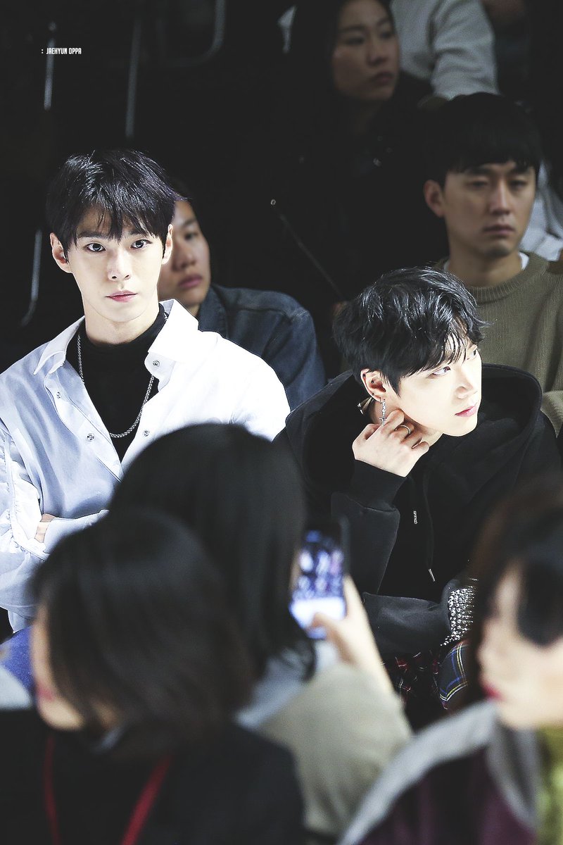 ⚪️⚫️

[245.jpg] #DOTEN #도텐 #ドテン #진구즈 #โดเตนล์ #貂疼