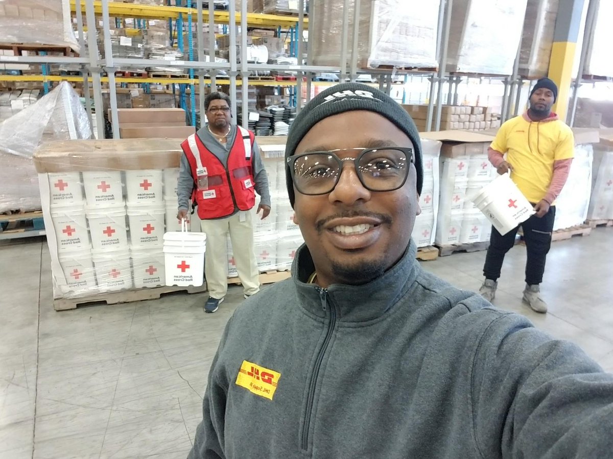 GARedCross's tweet photo. A big THANK YOU to partner &amp; friend @DHLsupplychain for their support at our American Red Cross, Disaster Field Supply Center in Union City this week. We’re grateful for the extra hands, #DHLSupplyChain – YOU ROCK! https://t.co/uCxoCbAKmD