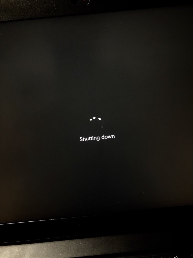 krnkzeia's tweet image. Best time of the day: #Shuttingdown