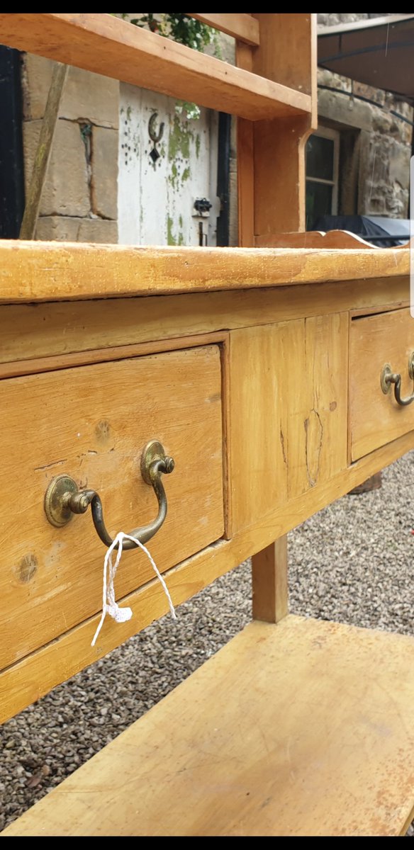 Anything_EVR18's tweet photo. Victorian pine dresser for sale 

Mesaqge for details 

#antiques https://t.co/7JFhkePC3q