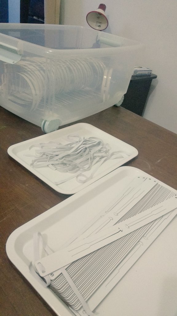 2feis's tweet photo. Me and my brother are making single use face shield to donate to local hospitals that is in need of ppe.

DAY 1 developing sample + we manage to produce 50.
Hopefully more soon.

I try to help because I can just like how #WonhoTaughtUs
#원호의_선한_영향력 https://t.co/s8QtPW9L0x
