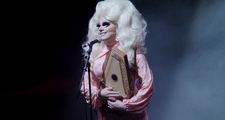 trixie mattel: moving parts (2019)★★★½directed by nicholas zeig-owenscinematography by nicholas zeig-owens