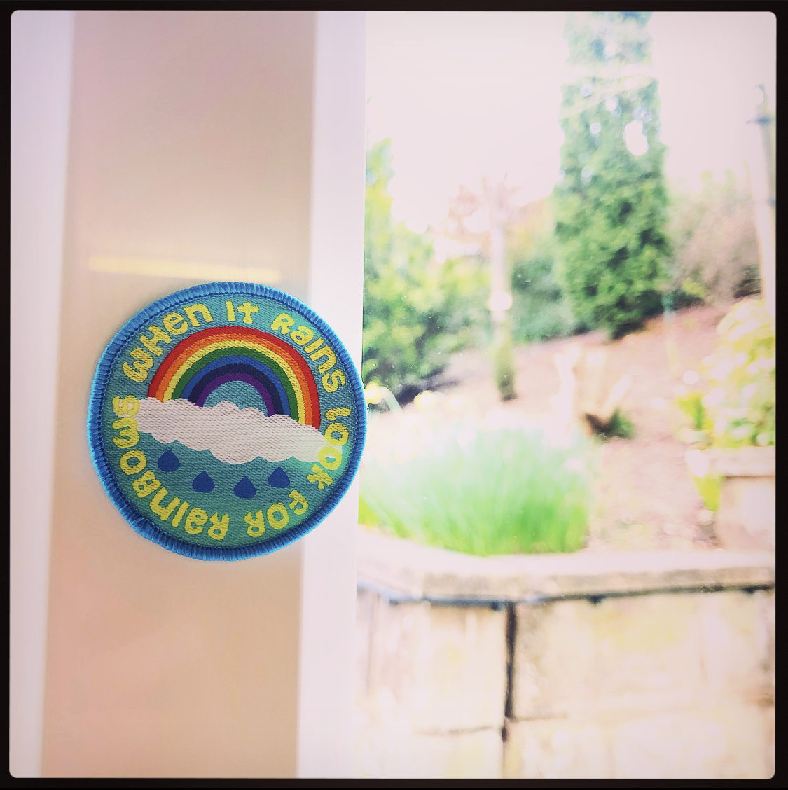 TolleyBadges's tweet photo. We have a special woven badge on sale now. "When it rains looks for Rainbows". These can be sent out today. Please check out our website to order. #windowwellness #chasetherainbow #rainbows #rainbowsofhope
https://t.co/OtFTv8WhWW https://t.co/LXSuN5x2Qa