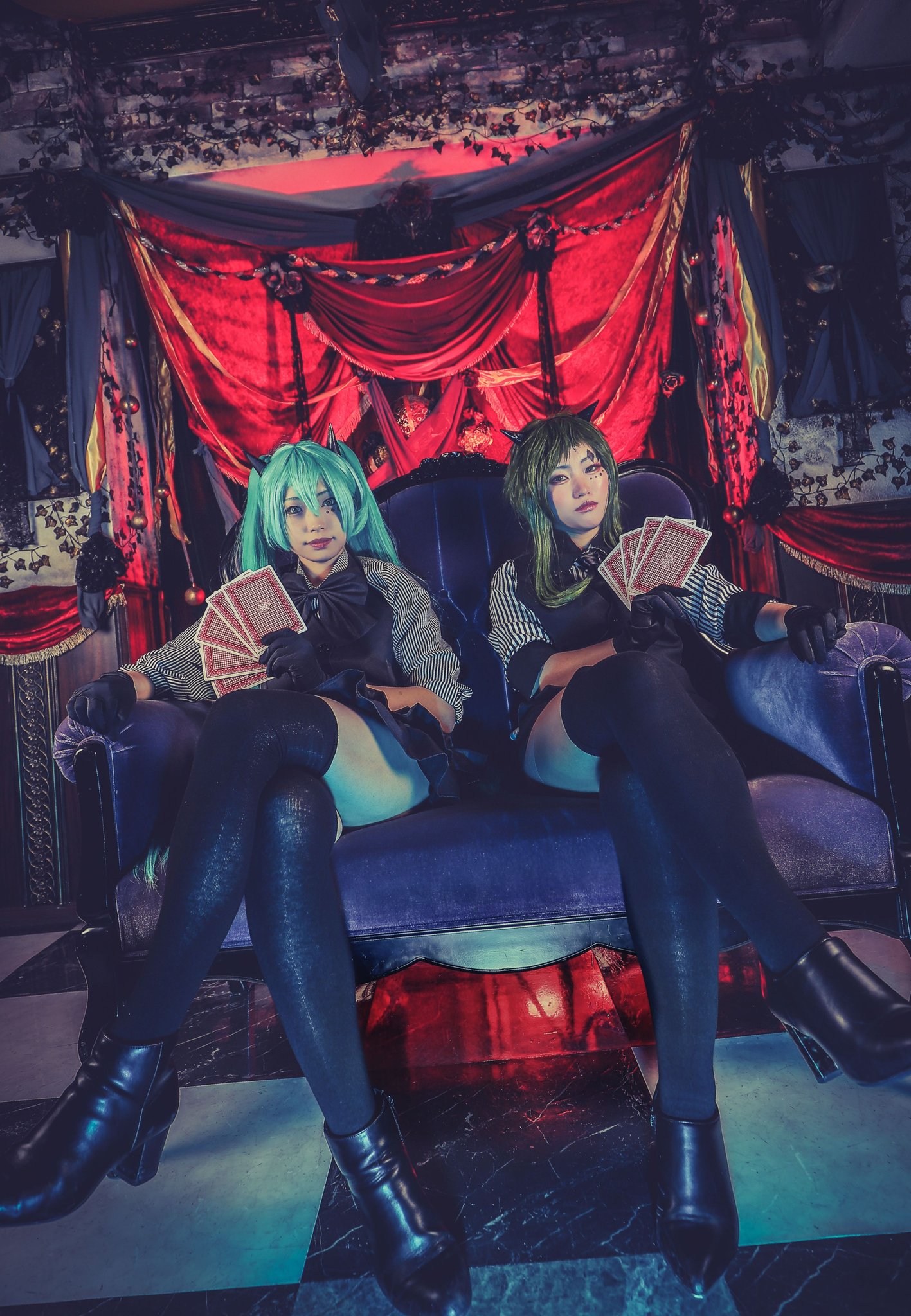 燈和 On Twitter Cosplay Vocaloid ポーカーフェイス Gumi 燈和 初音ミク ミユノ Mmmmnonnon あっち こっち 鬼さんこちら 手の鳴る方へ I Want You