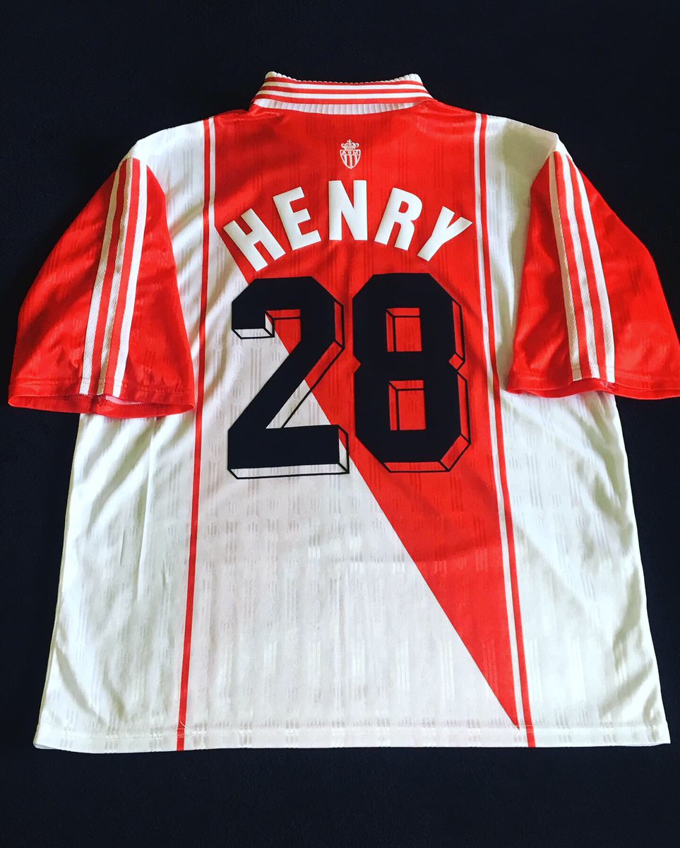 WuHonda1's tweet image. AS Monaco Home shirt from the 1996/98 seasons. Featuring the young French winger Henry on the back. #kitcon2020 #footballjersey #footballshirts #football #classicfootballshirts #cfs #soccer #asmonaco #monaco #asm #adidas #henry #thierryhenry #ligue1 #france