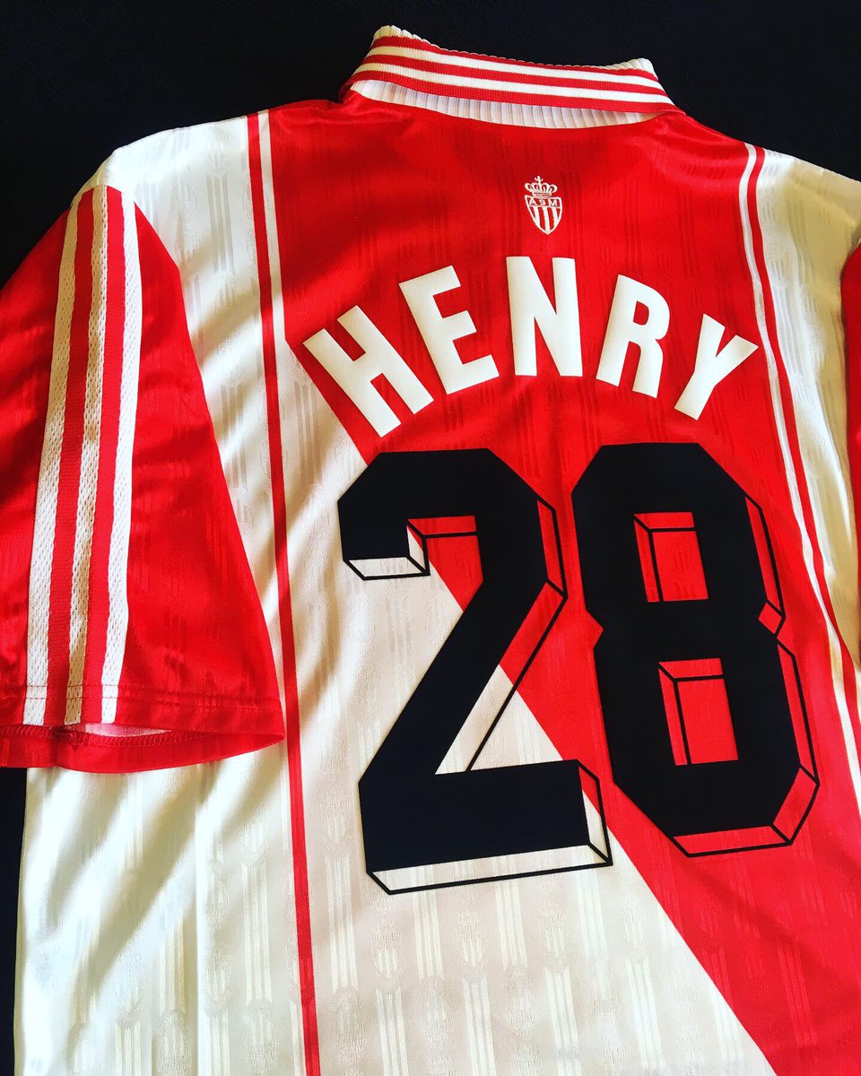 WuHonda1's tweet image. AS Monaco Home shirt from the 1996/98 seasons. Featuring the young French winger Henry on the back. #kitcon2020 #footballjersey #footballshirts #football #classicfootballshirts #cfs #soccer #asmonaco #monaco #asm #adidas #henry #thierryhenry #ligue1 #france
