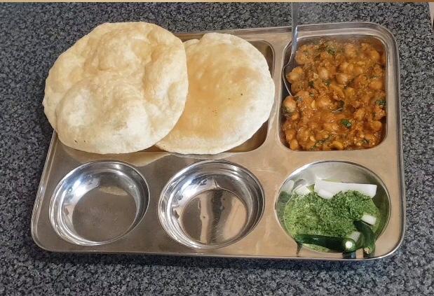 RecipesPunjabi's tweet photo. Sholay Paturay (Chickpeas Curry And Crispy Fried Bread)

https://t.co/Z8ORZmBG3K https://t.co/5Xl3z1aMrw