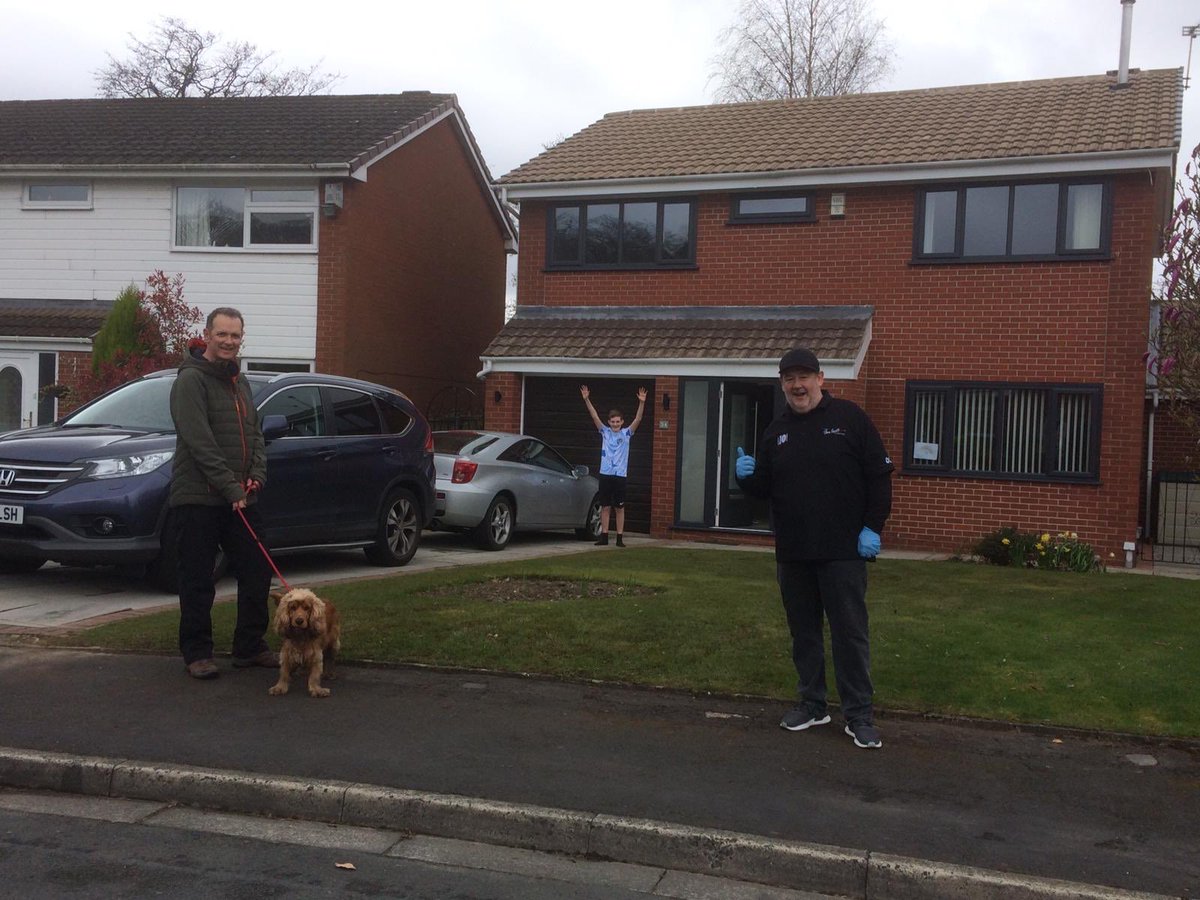 biffinbridges's tweet photo. Busy day for @JohnnyVegasReal. Thx for helping r community at this time @EcclestonArms @EcclestonCSG #NHS #StayHomeSaveLives https://t.co/NU2Q5fms9R