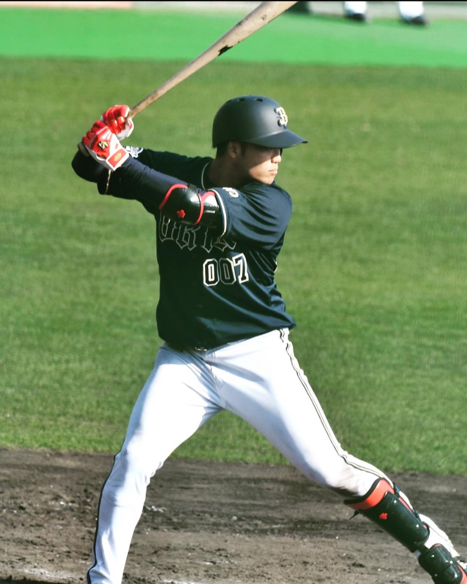 orix007yuu's tweet photo. 今日で23歳になりました。
お祝いメッセージなど、ありがとうございます😊
支配下登録して頂けるように、頑張ります💪
応援よろしくお願いします🤲
#飛躍の年に https://t.co/quZ5ZaV25A