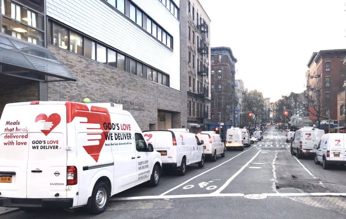 godslovenyc's tweet photo. Good morning from SoHo! 👋 Our fleet of 24 vans is off to deliver to get our medically tailored meals to our neighbors living with severe and chronic illness in the 5 boroughs. 🌆 Each driver makes between 50-70 stops during the day, delivering meals and delivering LOVE! 🚚❤️ https://t.co/kj7e1lhCDF