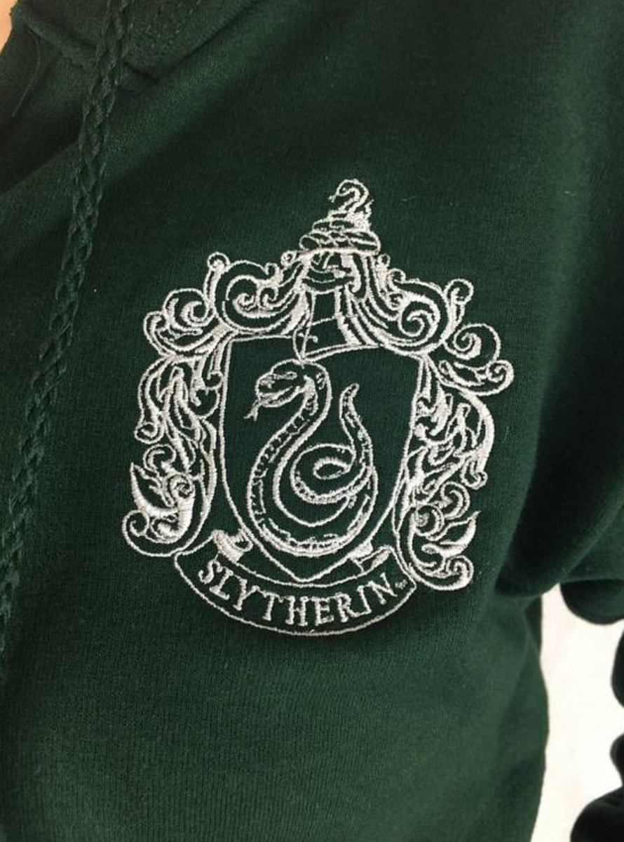 Gun Atthaphan Phunsawatー Slytherin. ー smol.ー looks soft but can actually kill you. ー Off's partner in crime. ー A master of Charms. ー became a Quidditch Player because of his speed and agilityー Slytherin's Seeker and Ace.
