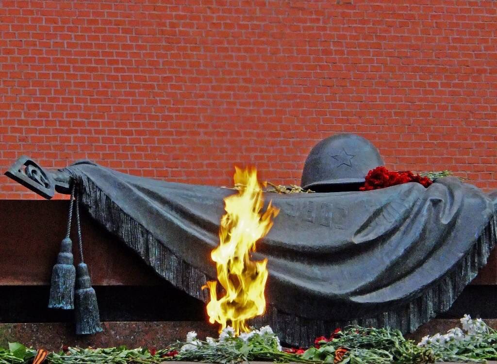 Картинки минута молчания ко дню победы