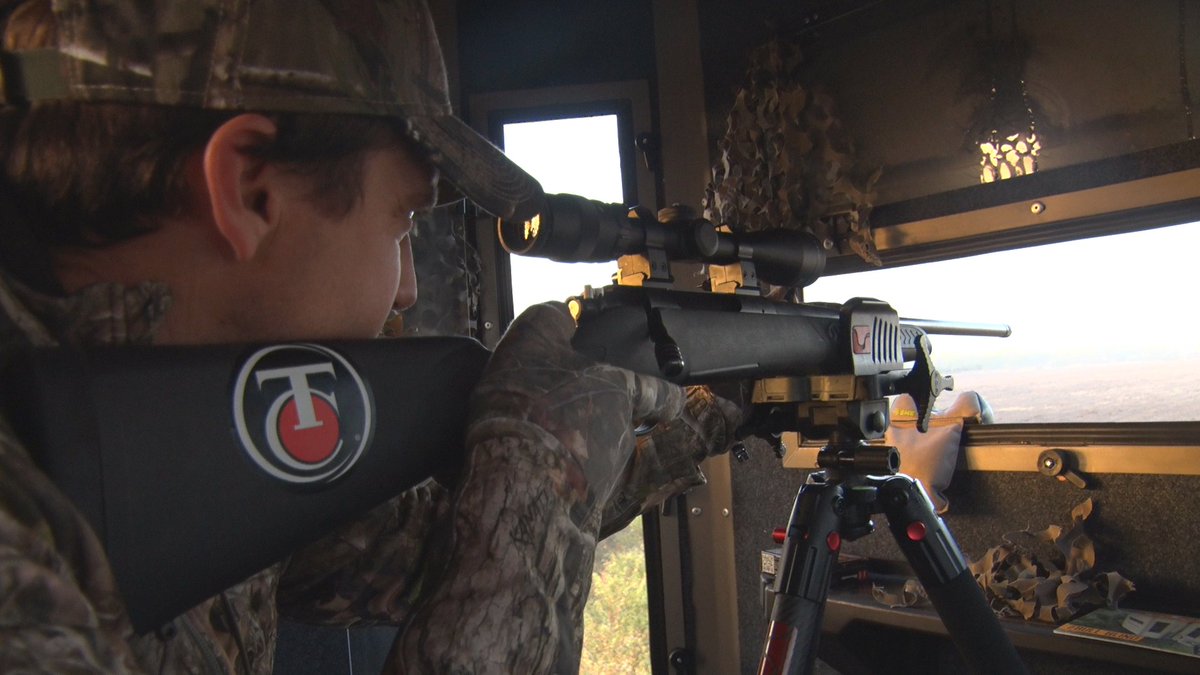 DeerGearTV's tweet image. Who loves those early foggy mornings?
#tcarms #muddyblinds #boghunt #trijicon