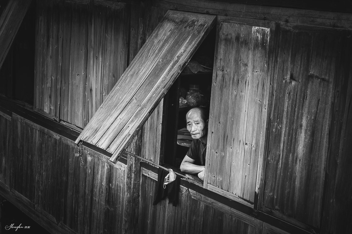 dannyscs's tweet photo. "Sorrow" #art #conceptualart #blackandwhite #blackandwhitephotography #photography #blackandwhitephoto #bnw #monochrome #AP_Magazine #ThePhotoHour #DailyPhotoRTG @Nphotomag
@yourDSLR #people #LockdownAtauMusnah https://t.co/W4zeXDKRJ9