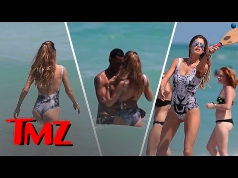ThExpressOutlet's tweet photo. Doutzen Kroes’ Post Baby Body Is Ridiculous! | TMZ https://t.co/xTmctNS44l https://t.co/xq7wcpEIZ4