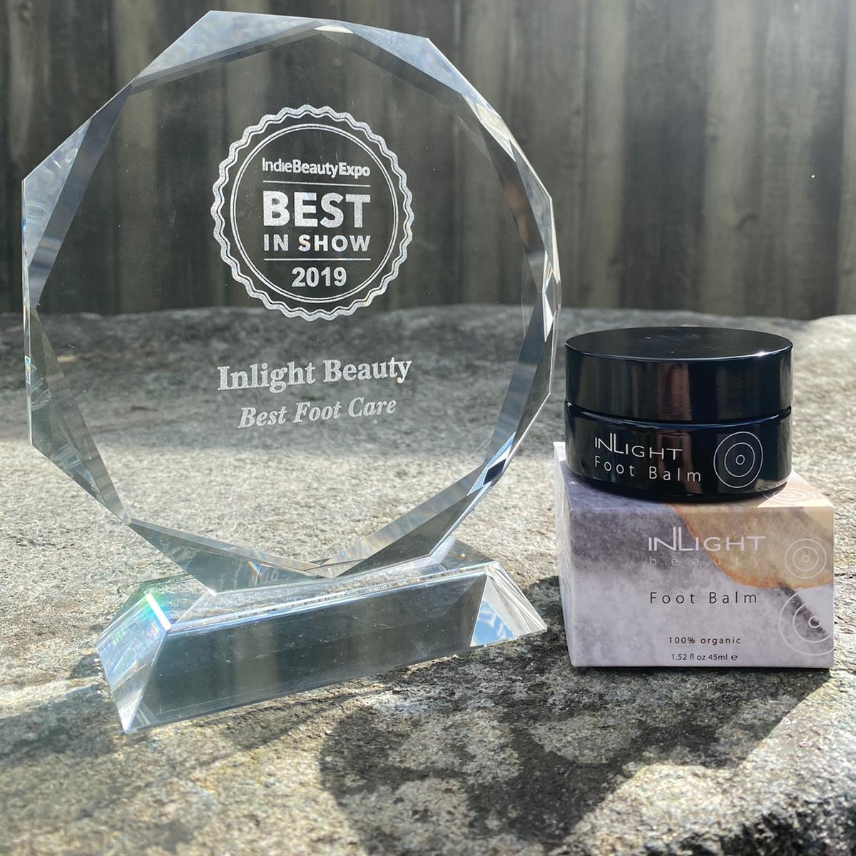 InlightBeauty's tweet photo. Thanks @IndieBeautyExpo our award has got here safe! Our Foot Balm wins #BestFootCare at #IBEBestInShow2019 awards 😍
Our multi-tasking aromatic balm, will revive tired, #achingfeet and legs, melt away dry, rough skin and improve circulation. Perfect #postwalk! . https://t.co/wcN6oVNcCA