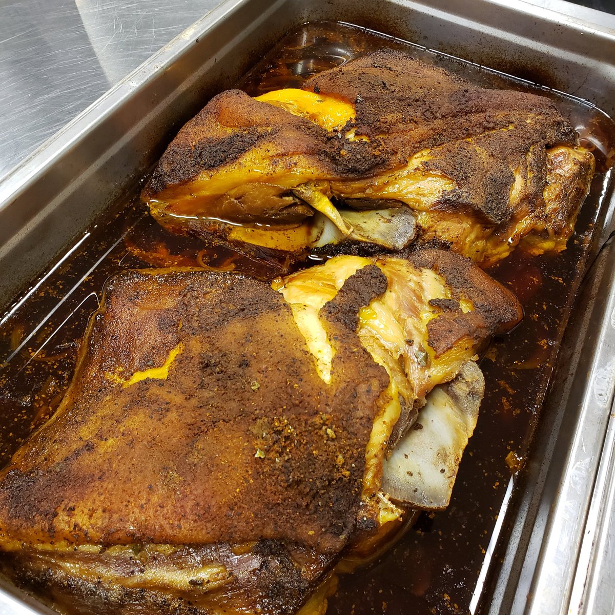 GypsyPantry's tweet photo. Pulled Pork... just saying

#cubangypsymealkit #gypsypantryofnorthcharleston #makingitworkchs #charleston #chs #lowcountryliving #lowcountry #chucktowneats #chucktown #cubanchs #eatsc #eatersc #chsfoodie… https://t.co/dAST1ajvLE https://t.co/Rqe8zSvWl6