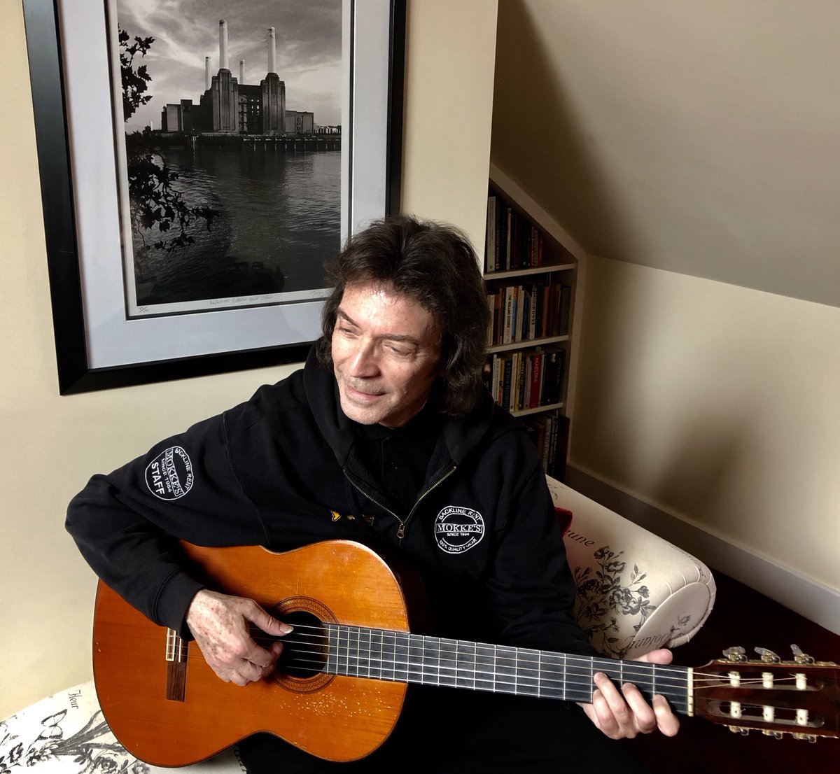 By popular request, here is a home video of me playing the intro to Blood On the Rooftops: youtu.be/mXFPzdvu3vs