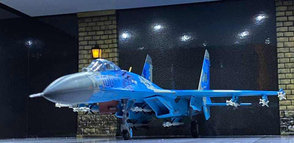 ホビーマスター製 1/72 Su-27 フランカーB型 「ウクライナ空軍