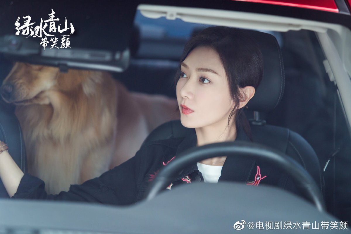 cdrama_update's tweet photo. 200402 电视剧绿水青山带笑颜 (#LucidWaterLushMountain Drama) weibo update
#YangShuo #PanZhilin
#MaSu #LianLian
#杨烁 #潘之琳 #马苏 #脸脸
#绿水青山带笑颜 https://t.co/xzygw0ySGS