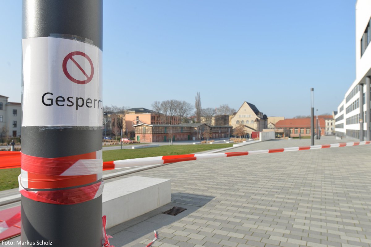 UniHalle's tweet image. Egal, wie wir es drehen und wenden: Auch der Steintor-Campus ist ein #emptycampus.