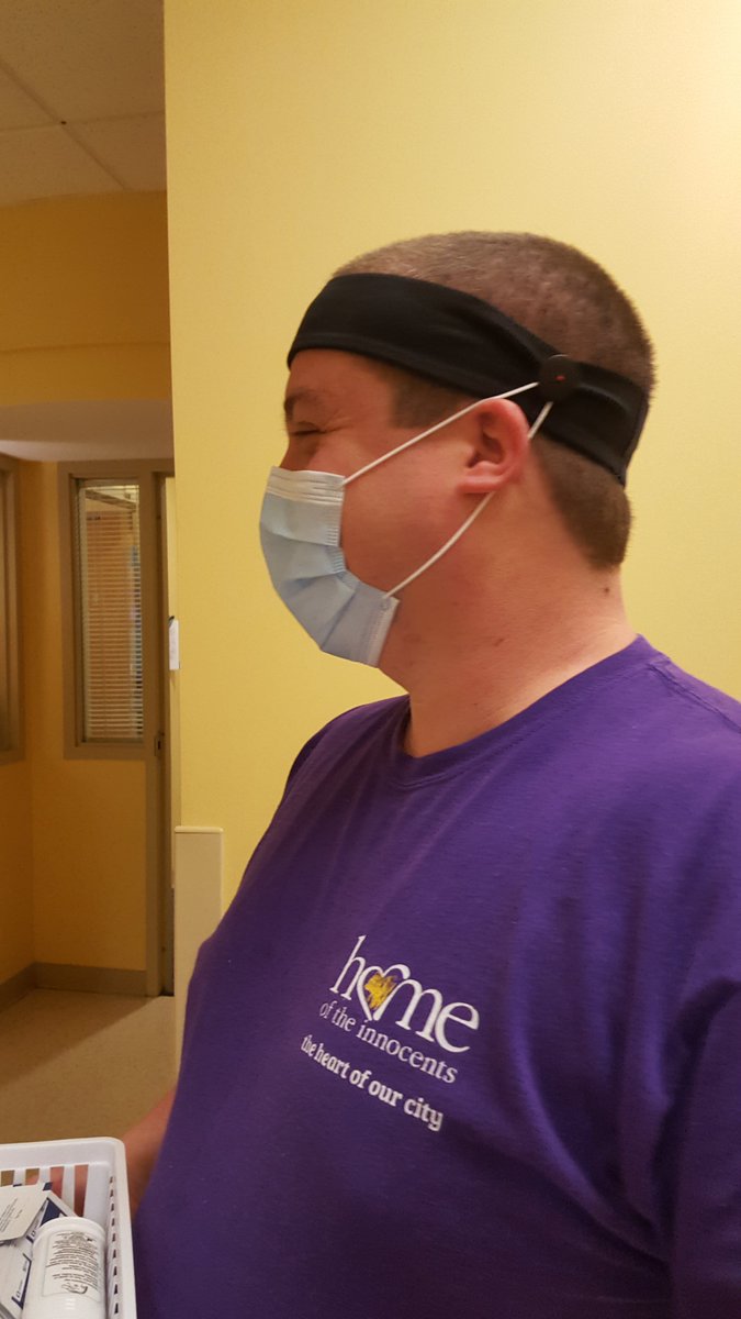 HomeInnocents's tweet photo. Our therapists are spending time sewing buttons on headbands 2 help alleviate the pressure of masks resting on the cheekbones and ears. It helps prevent bruising &amp; skin breakdown. We're all helping each other &amp; we're in it together! #togetherky #teamkentucky #lovethehome #covid19 https://t.co/3dBeCPLC5W
