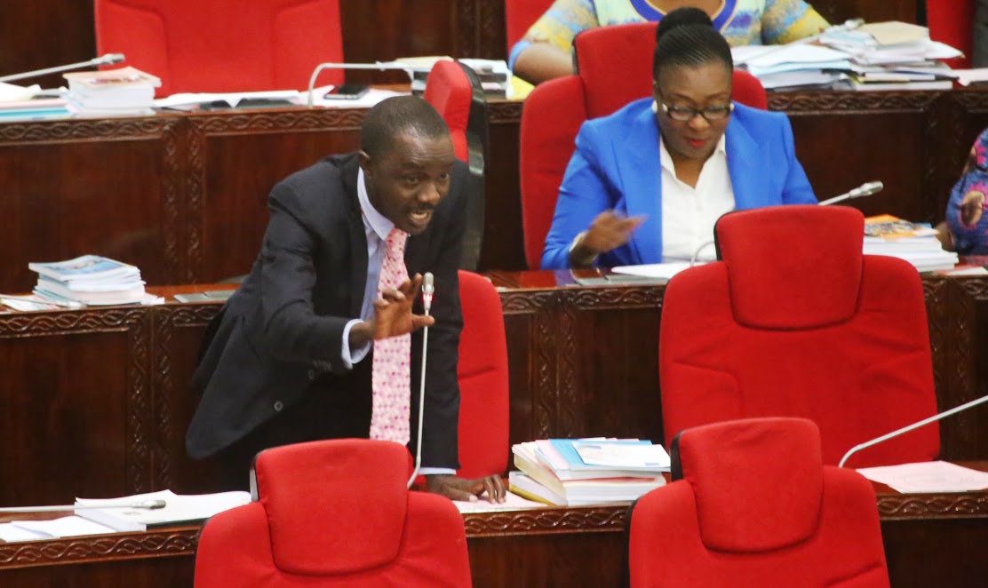 MwanzoTvPlus's tweet image. "Watu walitumia mamilioni kwenda kuharibu tusipate fedha halafu leo zimekuja. Hizi fedha mkimpelekea mgawo nitawashangaa mawaziri. Mtuangalie sisi tuliokaa kimya na kuendelea kuomba tuzipate. Hao waliokwenda kuponda achacheni nao wasipate.” Joseph Msukuma #HATUCHUJI #KwanzaHabari