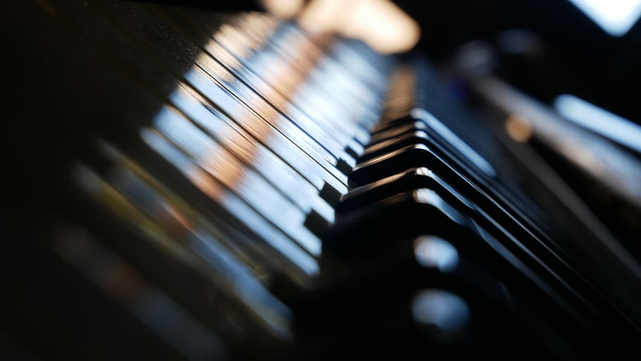 PGS1732's tweet photo. Missing Lunchtime Live performances? Then miss them no more! The @PGS_musicians have put together a recital for you to enjoy featuring pupils and staff. A beautiful way to relax in to the weekend.
https://t.co/oZfML2FMYy
#music #relax #pgsathome #remotenotalone #portsmouth https://t.co/0HmeCKBNa5